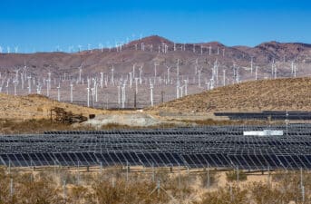 California Officials Praise Renewables, Battery Storage for Grid Resilience Amid Heat Wave